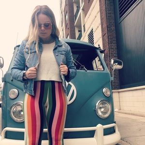 Meet your Posher, Alisea